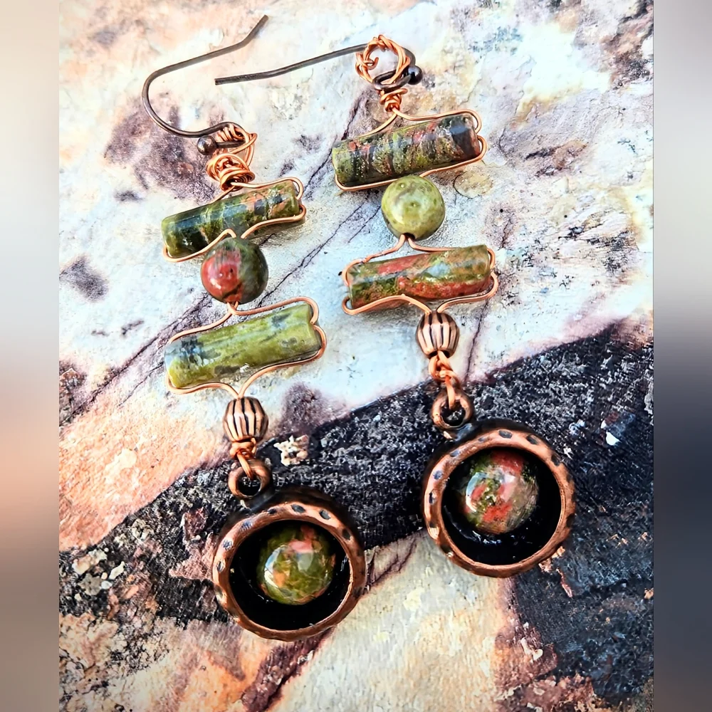 Celtic-inspired Natural Unakite In Handwired Bohemian Copper Artifact Earrings - Picture 4 of 10